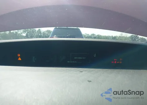 2011 Toyota Prius Two z USA, uszkodzony, nr VIN JTDKN3DU3B0271145